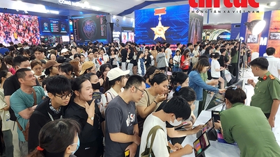 Ho Chi Minh City: Thousands immerse themselves in the atmosphere commemorating the 80th anniversary of People's Security.