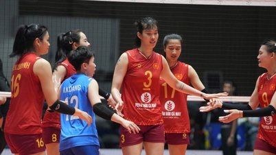 Det vietnamesiske kvindelige volleyballhold vinder overvældende og sikrer sig 3. pladsen i AVC Nations Cup.