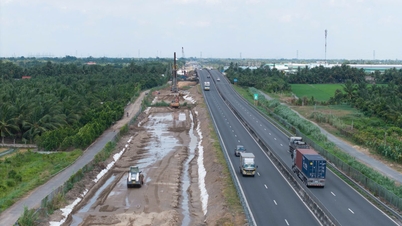 Bandar Raya Ho Chi Minh - Trung Luong - Lebuhraya My Thuan mempercepatkan pembinaan menggunakan teknologi digital.