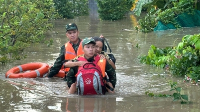 พร้อมเสมอที่จะรับใช้ปิตุภูมิและประชาชน