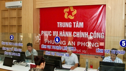 Ban hành Quyết định quy định khung số lượng, tên gọi các phòng chuyên môn thuộc UBND cấp xã