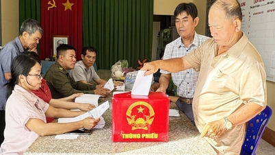 Xã Ô Lâm lấy ý kiến cử tri về đề án sắp xếp, sáp nhập ấp