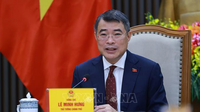 El primer ministro Le Minh Hung mantuvo su primera conversación telefónica con el primer ministro chino Li Qiang: Promover la alineación del desarrollo estratégico.