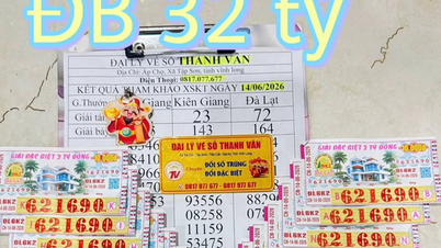 Seorang pensiunan pejabat pria memenangkan 32 miliar VND dalam lotere Vietnam Selatan.