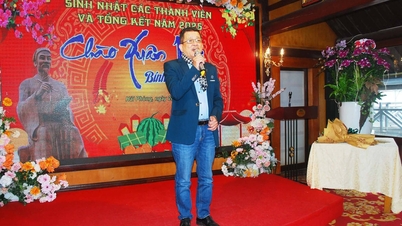 العالم الشعري النقي والبريء لـ Le Viet Hung