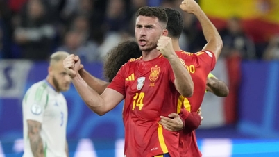 Aymeric Laporte - "Bos Ruang Ganti" Tim Nasional Spanyol: "Saya hampir tidak mempercayai siapa pun."