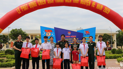 Asosiasi Wanita Markas Komando Militer Kota Hai Phong berpartisipasi dalam Bulan Aksi untuk Anak-Anak 2026.