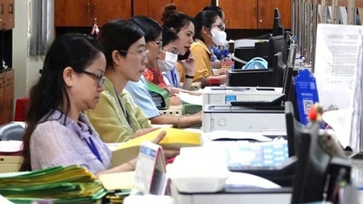 Mulai 1 Julai, penjawat awam Hanoi mungkin menerima gaji berganda.