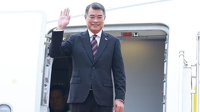 El primer ministro Le Minh Hung parte hacia Kazán para asistir a la cumbre ASEAN-Rusia.