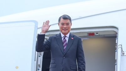 Premierminister Le Minh Hung rejser til Rusland.
