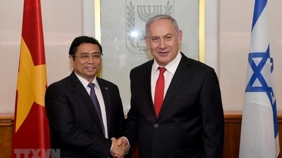 Le camarade Pham Minh Chinh se rend en Israël et y travaille.