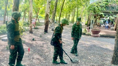Militäringenieure durchsuchen im Le Thi Rieng Park akribisch jeden Meter Land nach den Überresten gefallener Soldaten.