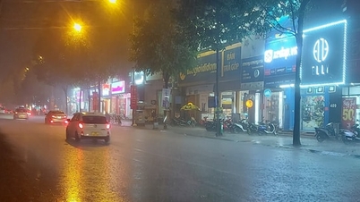 Hanoi upplever åskväder och svalare väder innan det varma vädret återvänder.