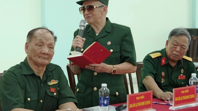 Verifierar information om martyrer vid Đá Sập-grottan, som bombades 1969.