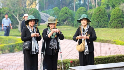 Tìm lại tên anh giữa hòa bình