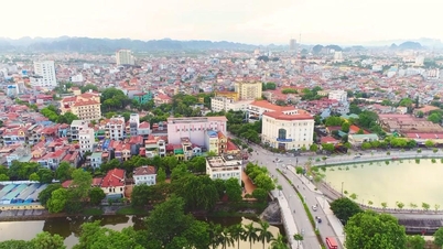 Ninh Binh nopeuttaa keskeisten kaupunkialueiden suunnittelua ja luo tilaa kehitykselle fuusioiden jälkeen.