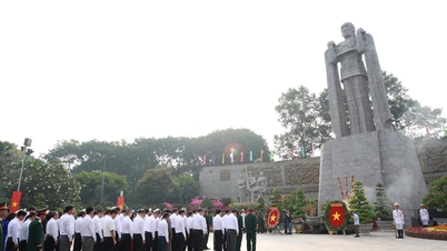 LỄ DÂNG HƯƠNG, DÂNG HOA TƯỞNG NIỆM CÁC ANH HÙNG LIỆT SĨ NHÂN DỊP KỶ NIỆM KỶ NIỆM 51 NĂM NGÀY GIẢI PHÓNG MIỀN NAM, THỐNG NHẤT ĐẤT NƯỚC (30/4/1975-30/4/2026) VÀ 140 NĂM NGÀY QUỐC TẾ LAO ĐỘNG (1/5/1886-1/5/2026)