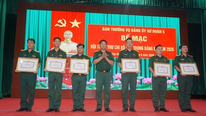 ພິທີປິດການແຂ່ງຂັນເລຂາໜ່ວຍພັກດີເດັ່ນປະຈຳປີ 2026 ໃນຄະນະພັກກອງພົນທີ 5