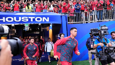 Portugal lwn Republik Demokratik Congo 1-0 (Separuh masa): Neves membuka jaringan untuk Portugal.
