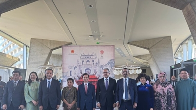 Mempromosikan nilai-nilai Van Mieu - Quoc Tu Giam dan budaya serta warisan Vietnam di markas besar UNESCO.