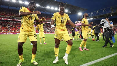 Ghana melakukan comeback untuk mengalahkan Panama pada menit ke-95, membakar Grup L di babak pembuka.