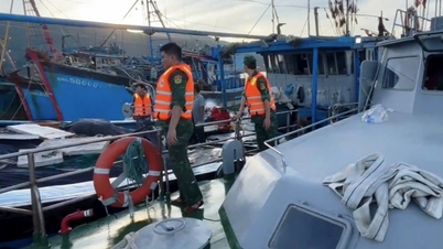ทีมกู้ภัยกำลังเร่งช่วยเหลือเรือประมงและชาวประมง 10 คนที่ประสบเหตุในอ่าวเมืองดานัง
