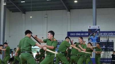 Pertandingan yang menarik dalam acara taktikal dan seni mempertahankan diri di Festival Sukan Polis Rakyat Wilayah III.