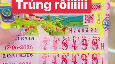 Para pedagang dan toko emas "bersaing" untuk menukarkan hadiah jackpot dari lotere Vietnam Selatan.