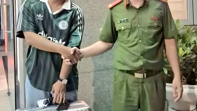 Hanoi: Koper wisatawan asing yang hilang telah dikembalikan oleh polisi.