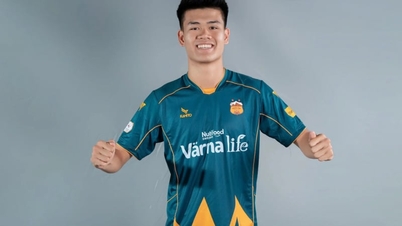 Sebelum bergabung dengan tim nasional Vietnam, akankah Dinh Quang Kiet yang bertinggi 1,95m meninggalkan HAGL?