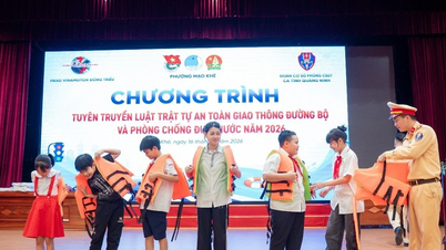 Meningkatkan kesedaran tentang pencegahan lemas dalam kalangan pelajar di Quang Ninh.