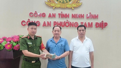 Dalam perjalanan berangkat kerja pagi-pagi sekali, seorang pria menemukan setengah miliar dong Vietnam di dalam sebuah koper berwarna ungu.