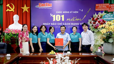 Ngân hàng BIDV Chi nhánh TP Cần Thơ chúc mừng Báo và Phát thanh, Truyền hình Cần Thơ nhân Ngày Báo chí Cách mạng Việt Nam