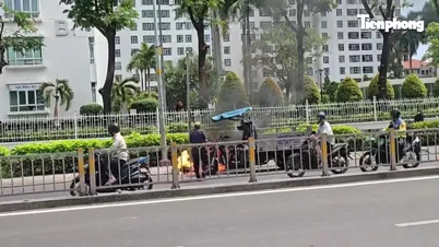 [VÍDEO] Veículo de três rodas pega fogo repentinamente enquanto está em movimento.