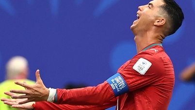 Onko Ronaldon aika istua penkille?