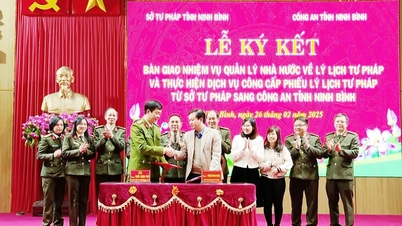 Công an tỉnh và Sở Tư pháp tổ chức Lễ ký kết bàn giao nhiệm vụ quản lý Nhà nước về lý lịch tư pháp và thực hiện dịch vụ công cấp phiếu Lý lịch tư pháptừ Sở Tư pháp về Công an tỉnh