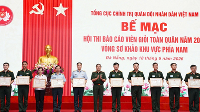 Le lieutenant-colonel Le Tien Dung a remporté le premier prix lors de la phase préliminaire du concours d'excellence en présentation de l'armée de terre dans la région Sud.