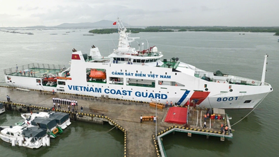 El buque número 8001 de la Guardia Costera vietnamita visita Corea del Sur y participa en intercambios.