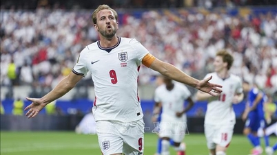 De Engelse droom van de dag dat 'het voetbal thuiskomt'.