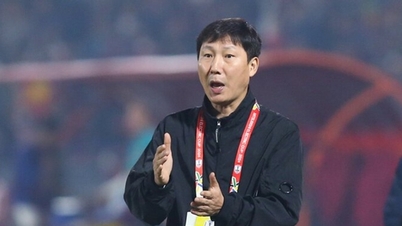 Changes in the Vietnamese Olympic team's coaching position and the enormous ambitions of Kim Sang-sik.