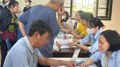 Lebih dari 20.000 orang berisiko mengalami gangguan pembayaran pensiun bulan Juli mereka.