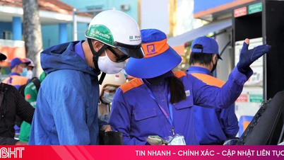 Apakah yang menyebabkan penurunan harga petrol yang berterusan dan mendadak?