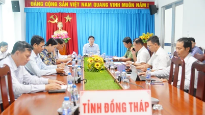 เร่งดำเนินการก่อสร้างโรงเรียนประจำหลายระดับในชุมชนชายแดน