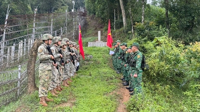 Pos Penjaga Perbatasan Nghia Thuan melakukan patroli bilateral di sepanjang garis perbatasan.