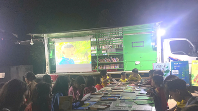 Perpustakaan keliling tersebut melayani lebih dari 500 pembaca di komune Kbang.