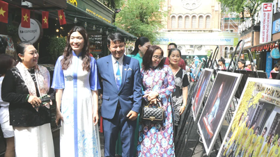 Upacara Pembukaan Festival Budaya Ao Dai Kota Ho Chi Minh ke-2