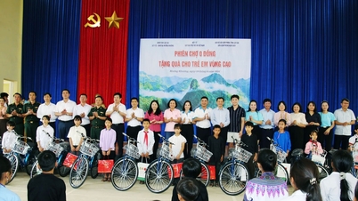 Gần 2,4 tỷ đồng hỗ trợ trẻ em khó khăn tại Phiên chợ 0 đồng, Lào Cai