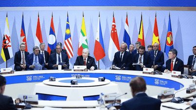 Perdana Menteri Le Minh Hung menghadiri KTT peringatan 35 tahun hubungan ASEAN-Rusia: Menegaskan peran Vietnam dalam menghubungkan ASEAN dan Rusia.