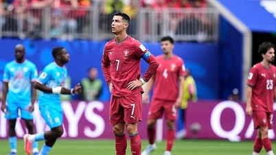 کریستیانو رونالدو و تیم ملی پرتغال: وقتی بزرگی در جام جهانی 2026 به یک مانع تبدیل می‌شود.