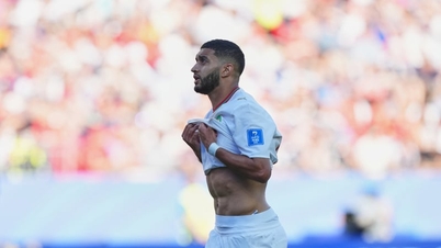 Morocco defeats Scotland, making Group C unpredictable.